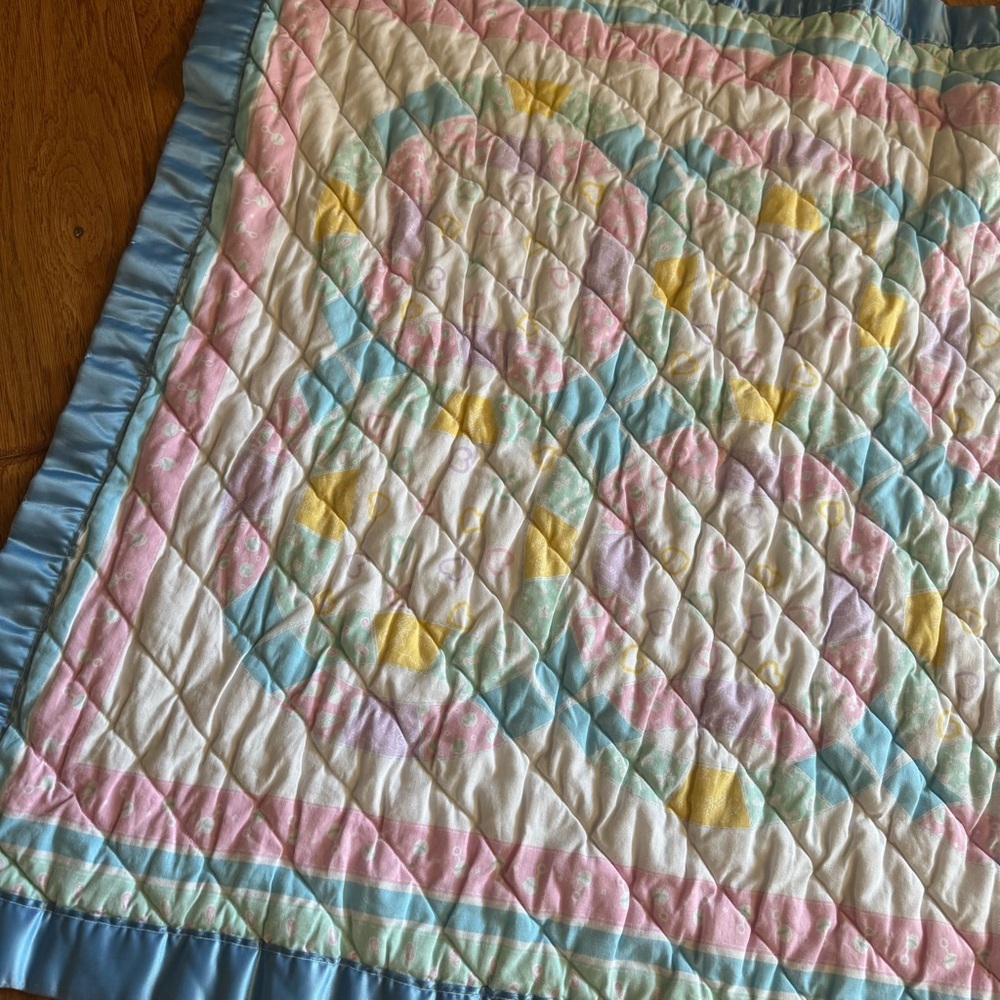 Vintage Satin Trim Quilted Baby Blanket White Blue Yellow Green Pink Plaid 40x34 - Picture 2 of 5